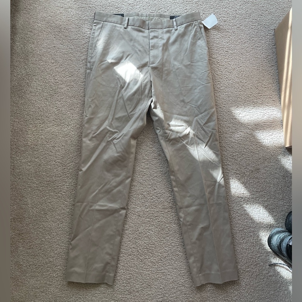 Nordstrom Khaki pants, sz 35 /32, NWT $79.00